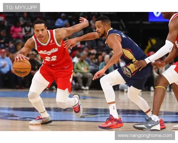 NBA季后赛争夺愈发激烈巨星对决引爆联盟格局全新变化