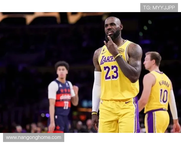 湖人迎关键赛季冲刺 詹姆斯状态回暖助力连胜纪录